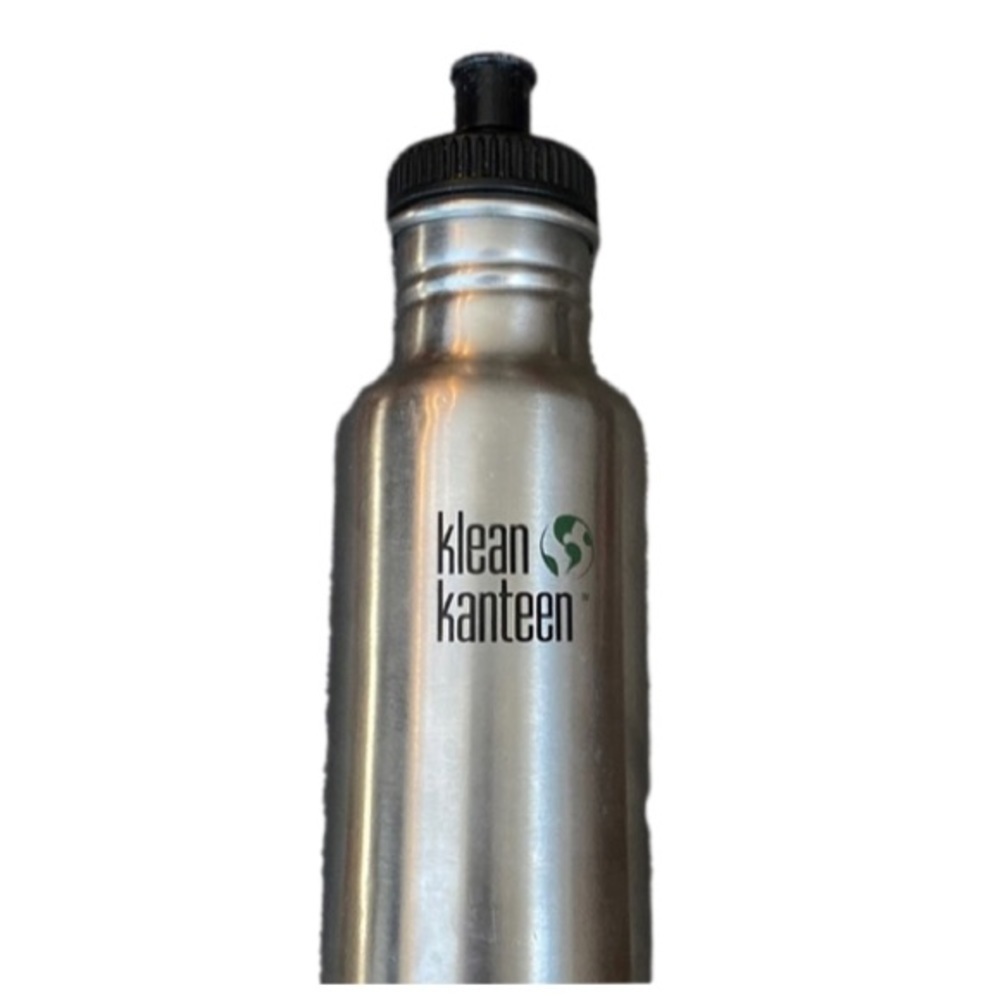 𝅺🎈$10 add on. Klean Kanteen water bottle. stainless steel.
